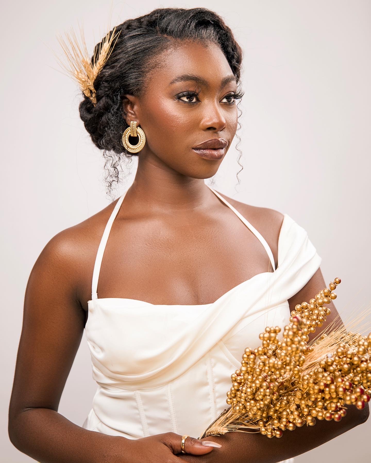 0F6B9D63-6472-4039-970F-C54375C63A61